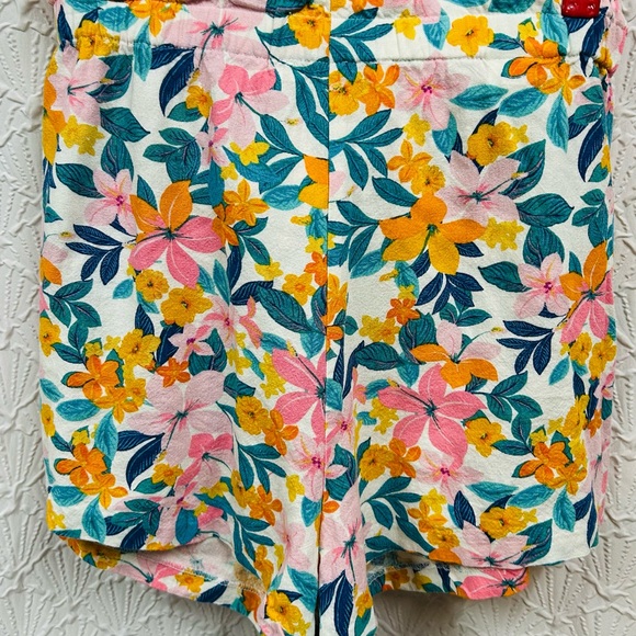 BCBGeneration XL Floral Linen Blend Shorts - Picture 2 of 5